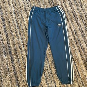 Men’s Addidas sportswear
